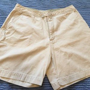 Royal Robbins Khaki Shorts Womans 16 NWOT